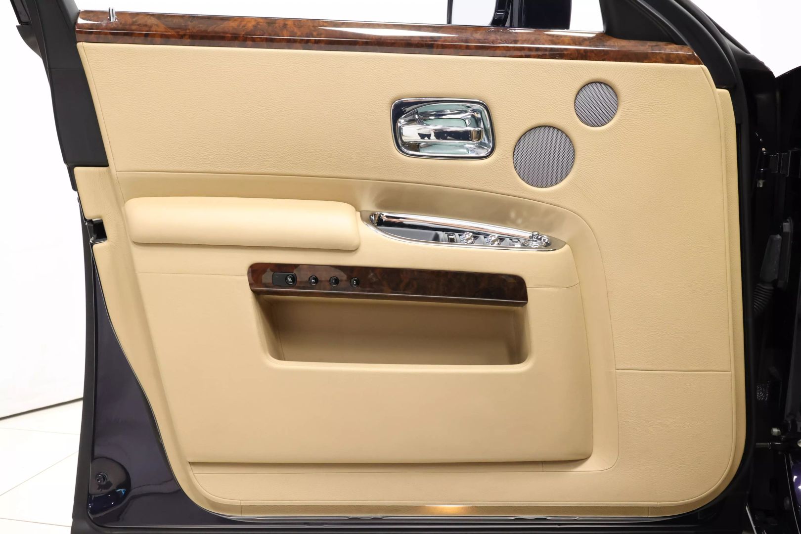 2010 Rolls-royce Ghost - Image 9