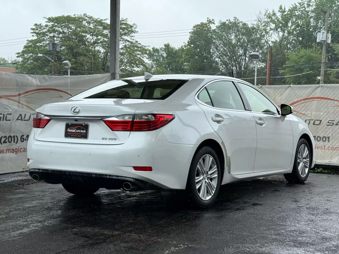 2015 Lexus Es - Image 9