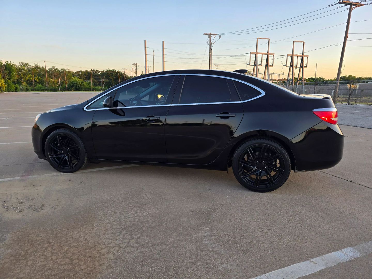 2017 Buick Verano - Image 7