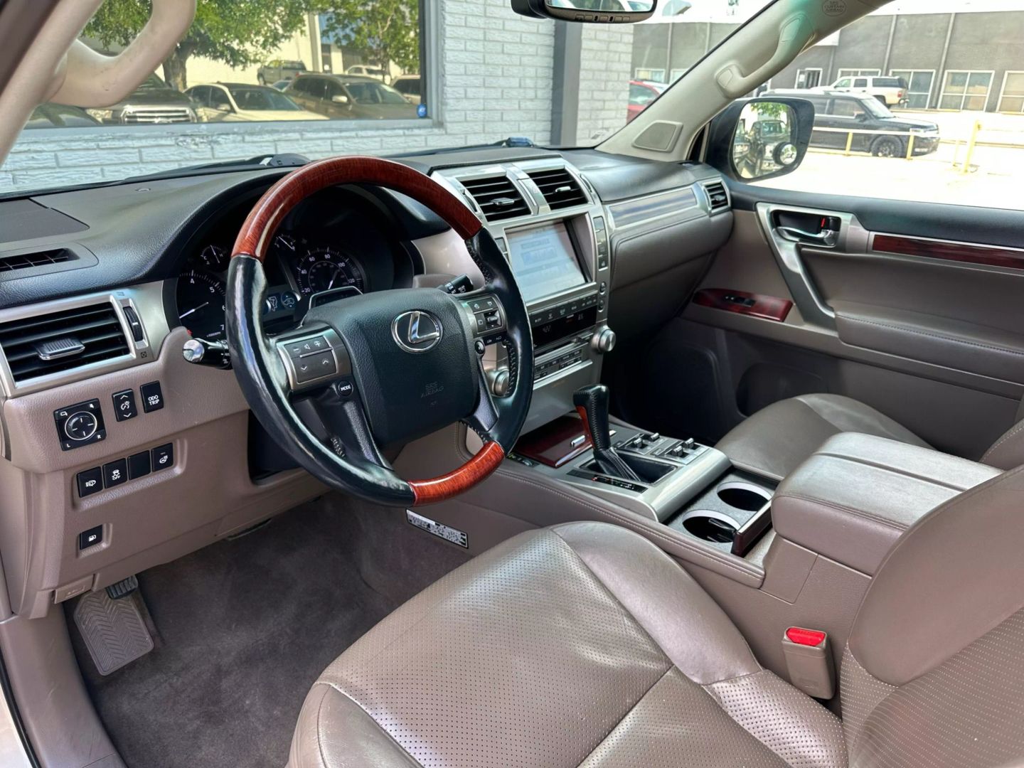 2012 Lexus Gx - Image 22