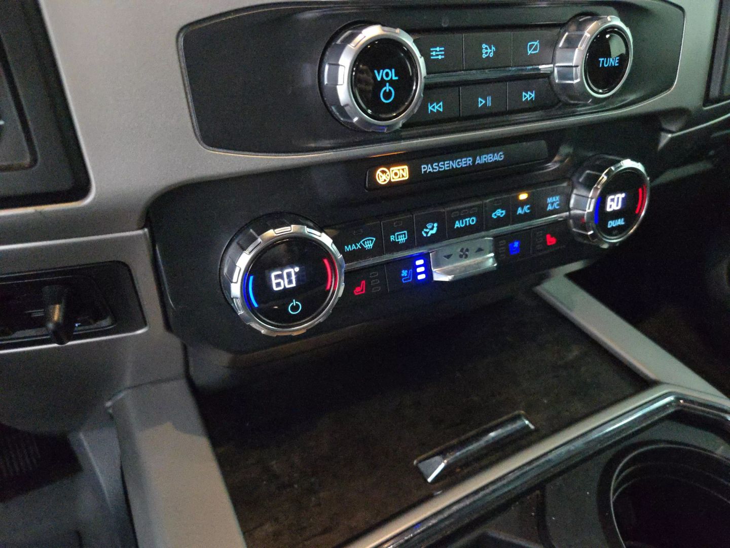 2022 Ford F250 Super Duty Crew Cab - Image 25