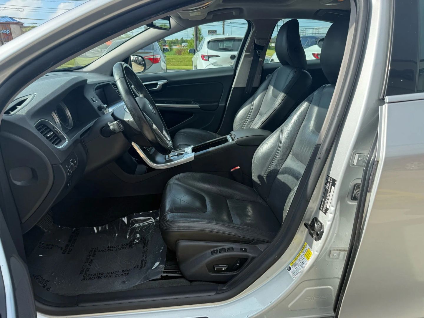 2012 Volvo S60 - Image 11
