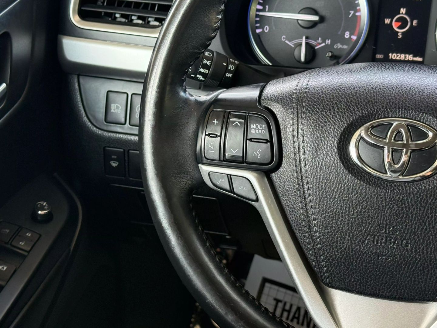 2018 Toyota Highlander - Image 36