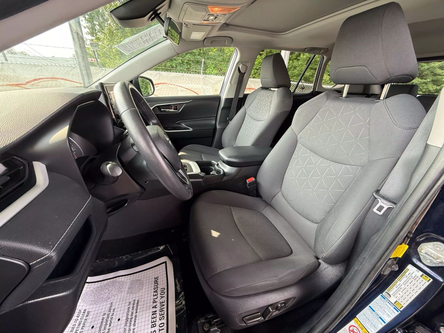 2019 Toyota Rav4 - Image 16