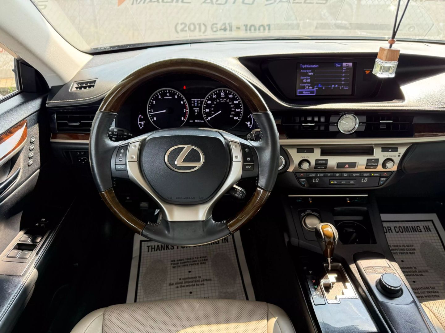 2014 Lexus Es - Image 32