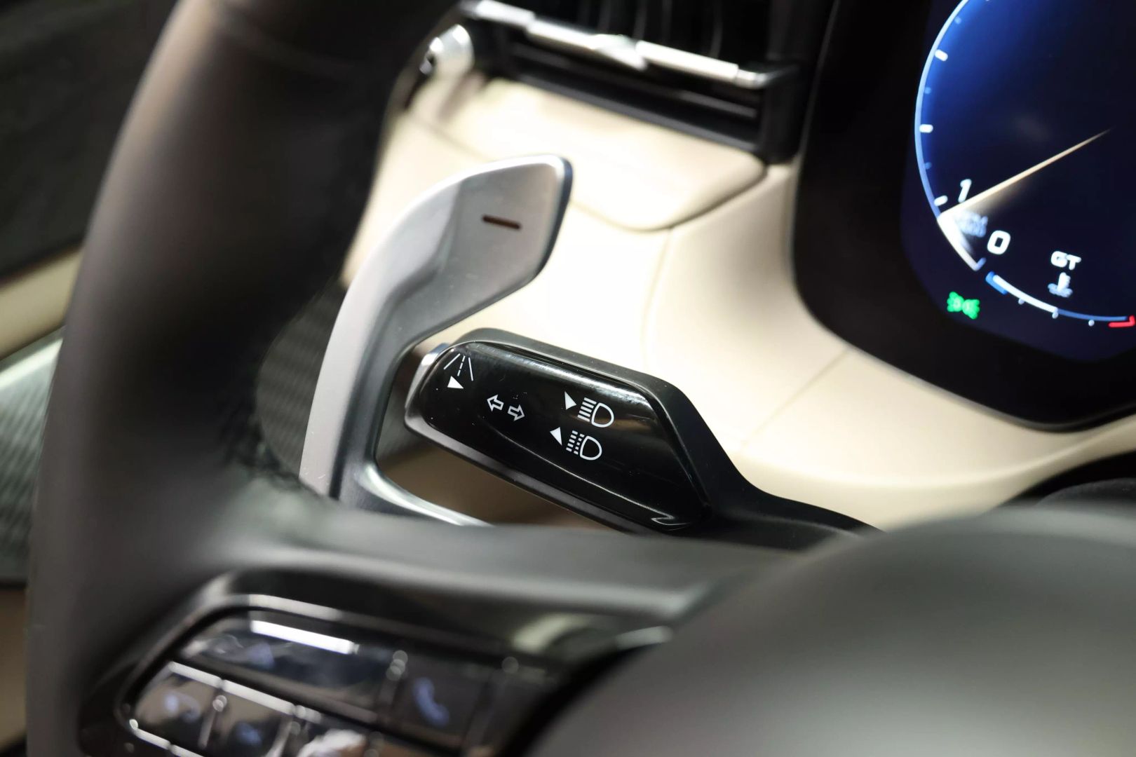 2023 Maserati Grecale - Image 25