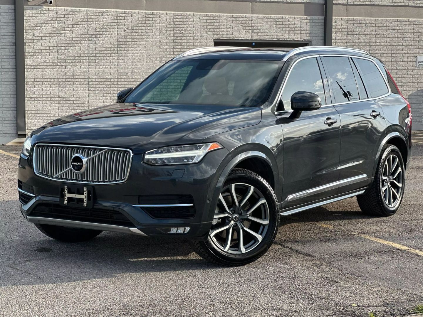 2017 Volvo Xc90 - Image 2