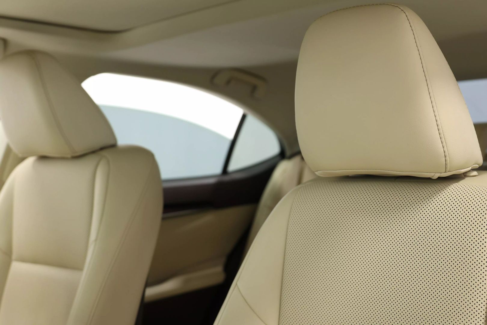 2016 Lexus Es - Image 17