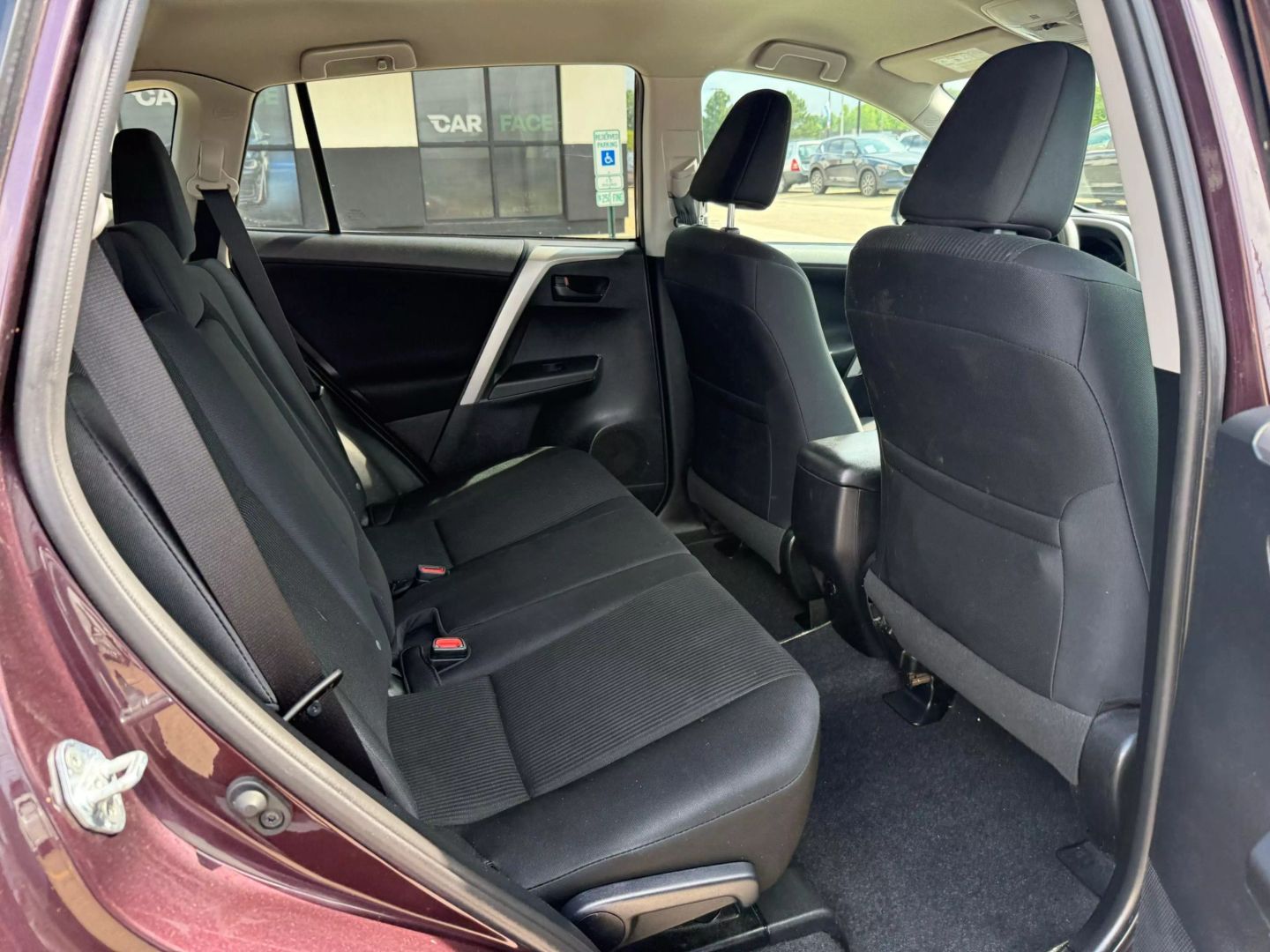 2017 Toyota Rav4 - Image 17