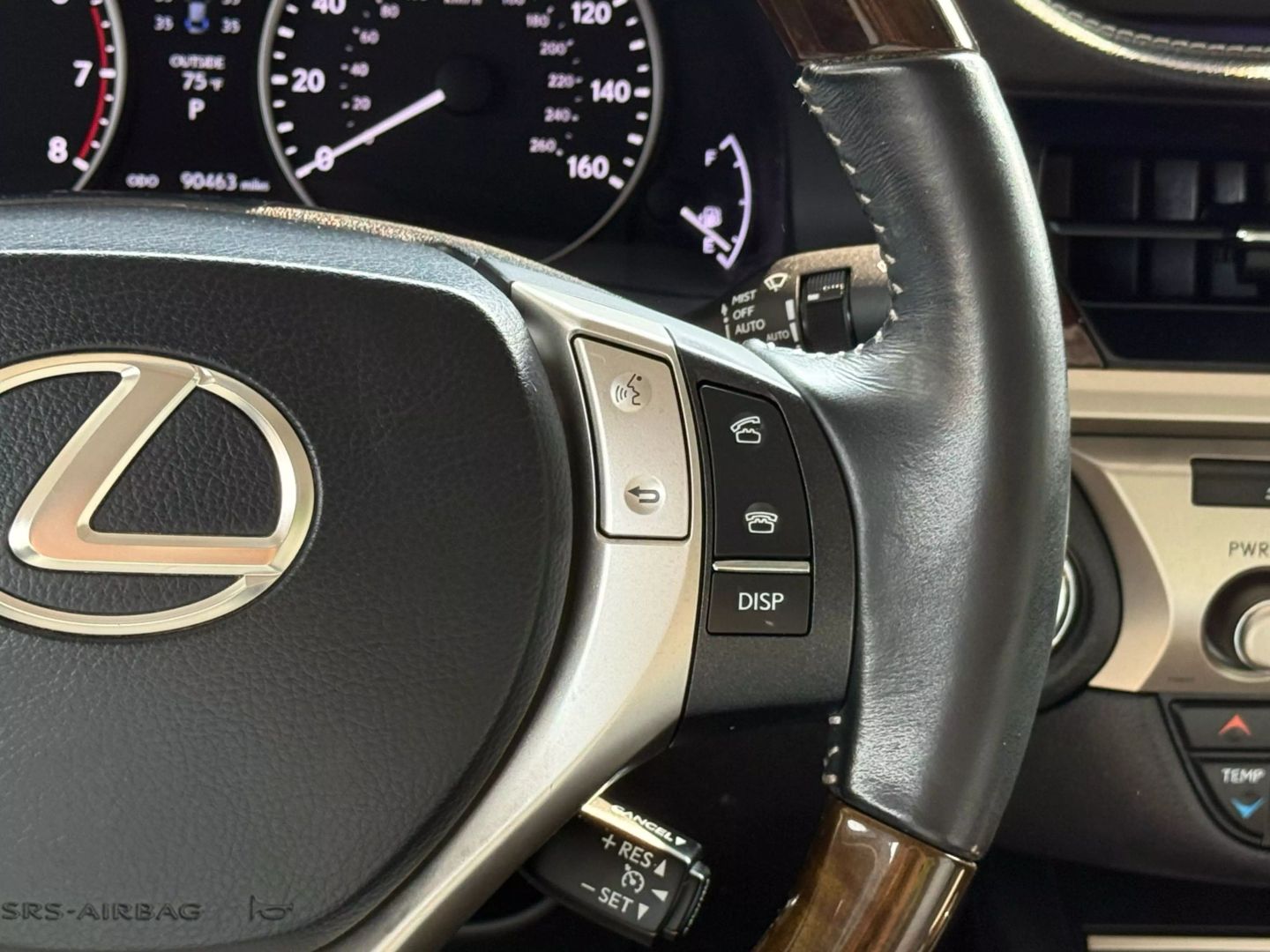 2014 Lexus Es - Image 35