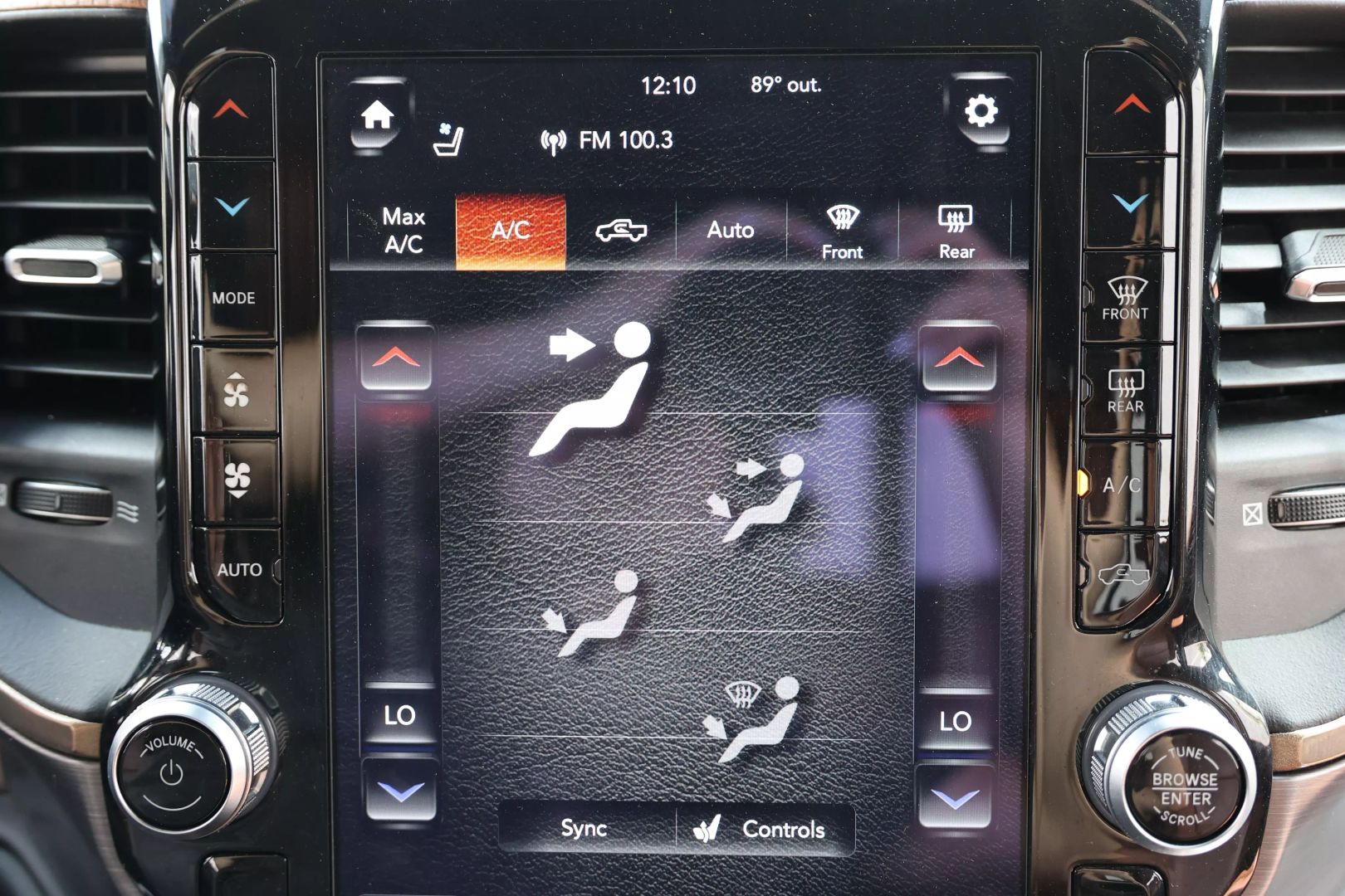2019 Ram 2500 Crew Cab - Image 31