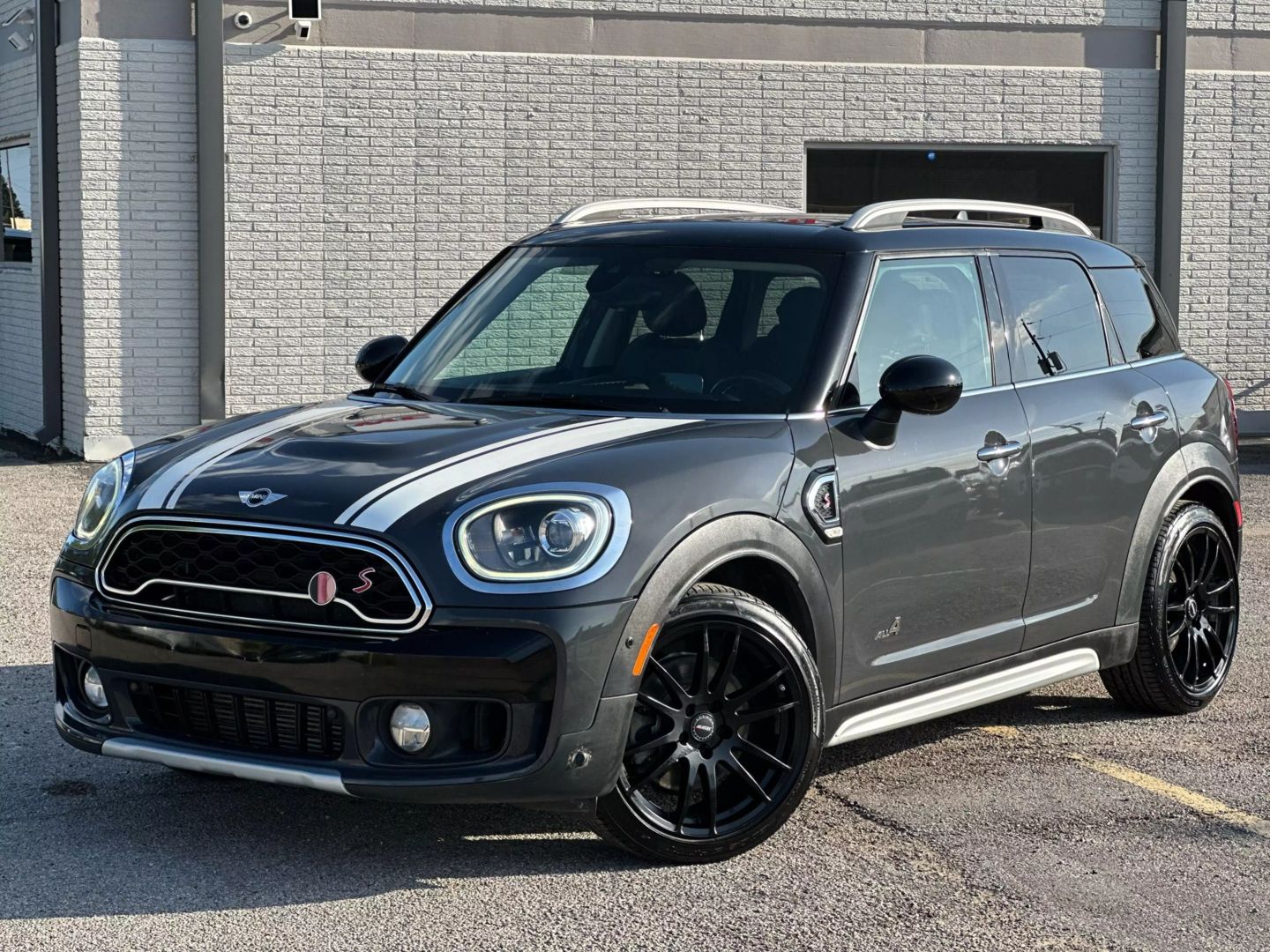 2017 Mini Countryman - Image 2
