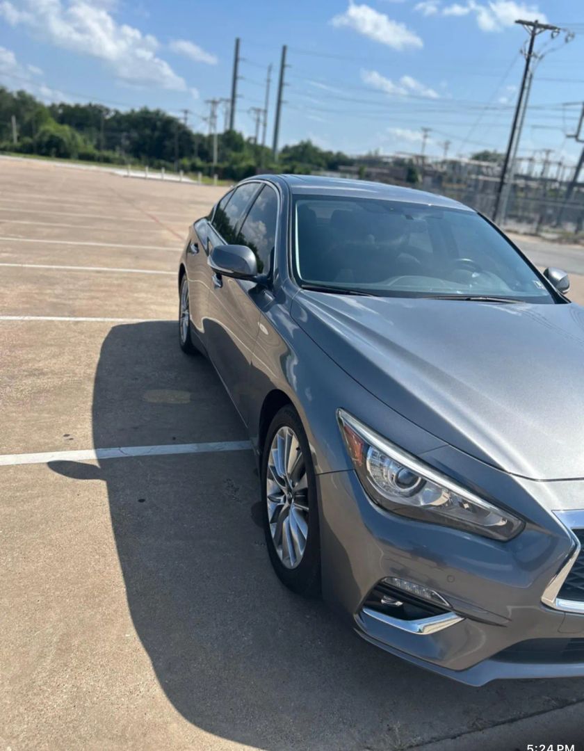 2018 Infiniti Q50 - Image 3