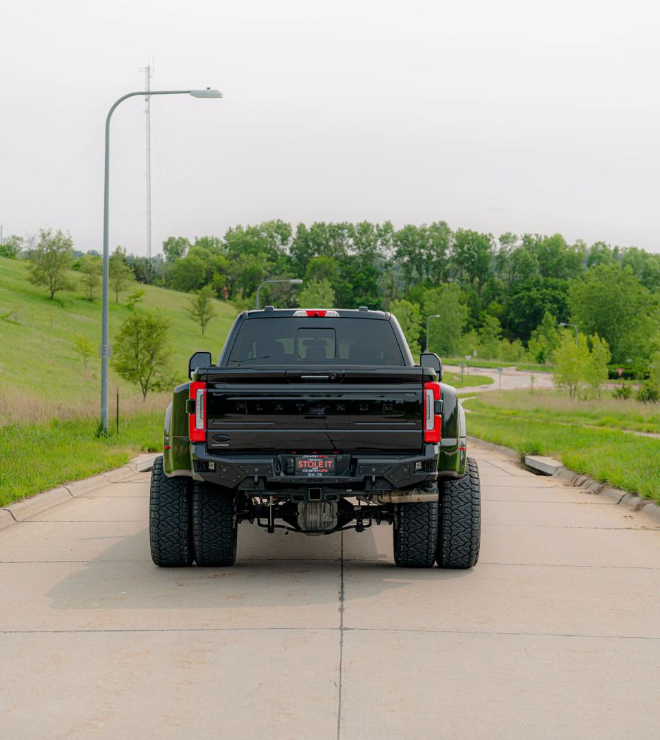 2024 Ford F350 Super Duty Crew Cab - Image 41