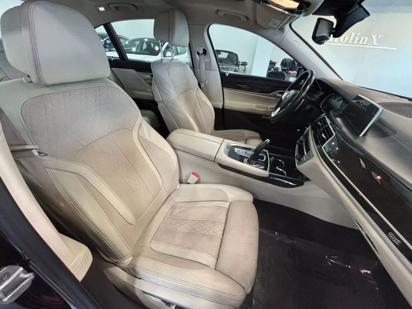 2017 Bmw 7 Series 740i Xdrive Sedan 4d - Image 19