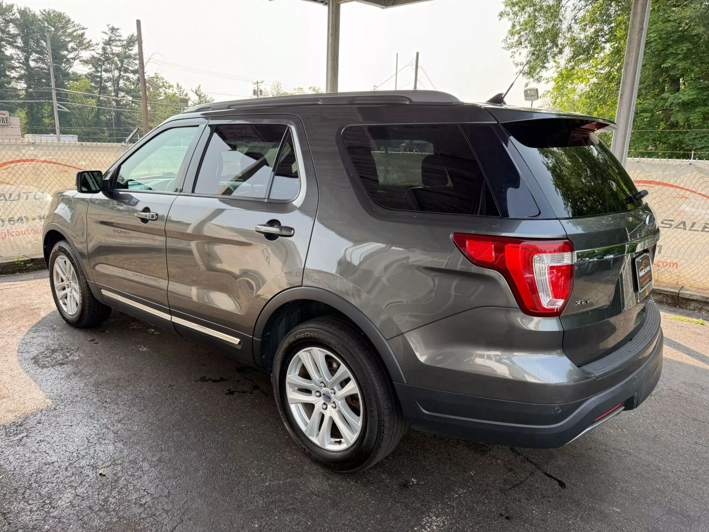 2019 Ford Explorer - Image 13