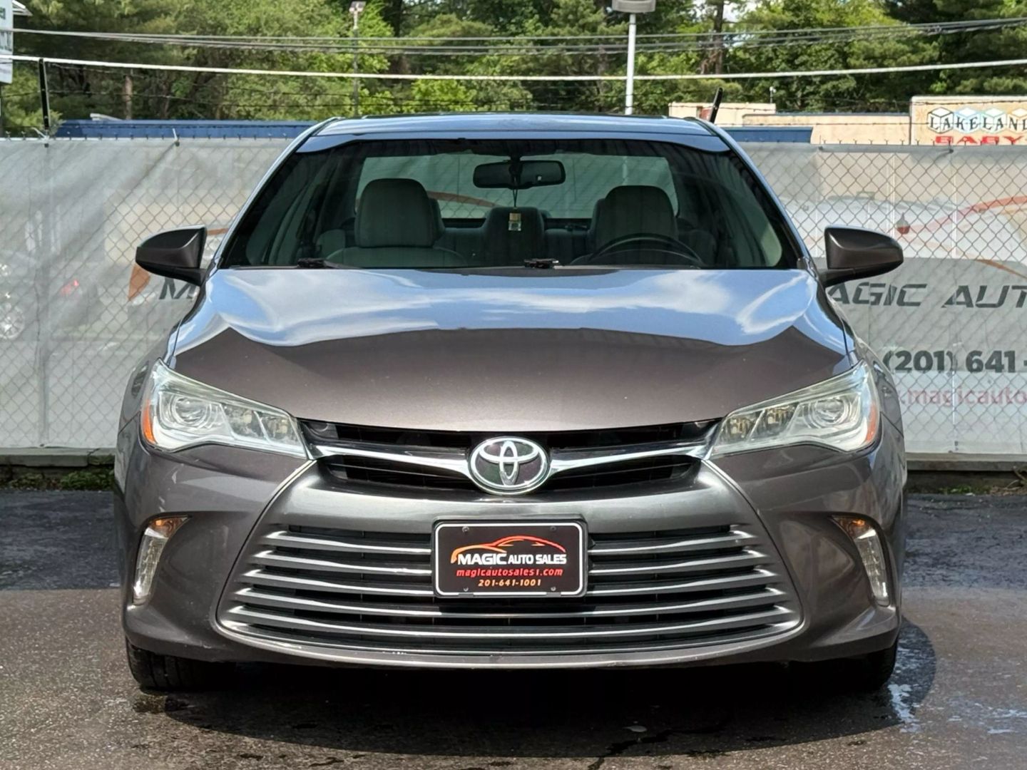 2016 Toyota Camry - Image 5
