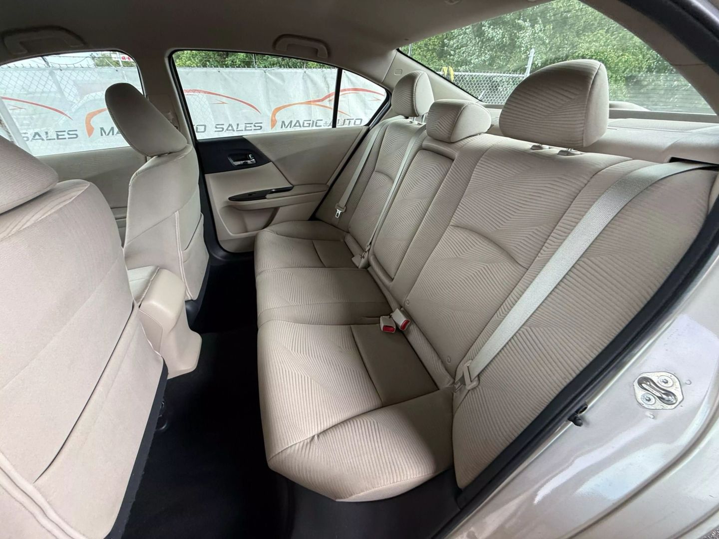 2015 Honda Accord - Image 19