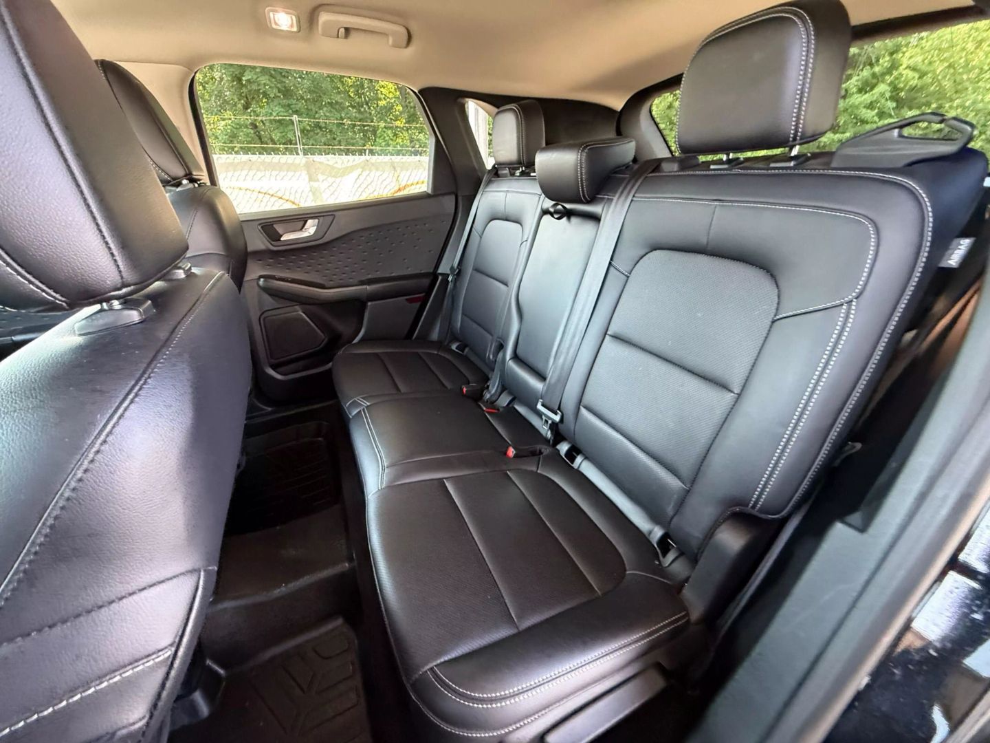 2020 Ford Escape - Image 19
