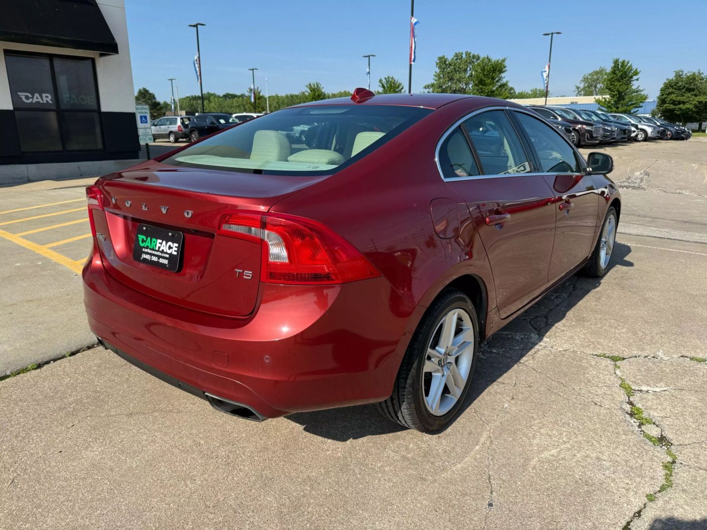 2015 Volvo S60 - Image 15