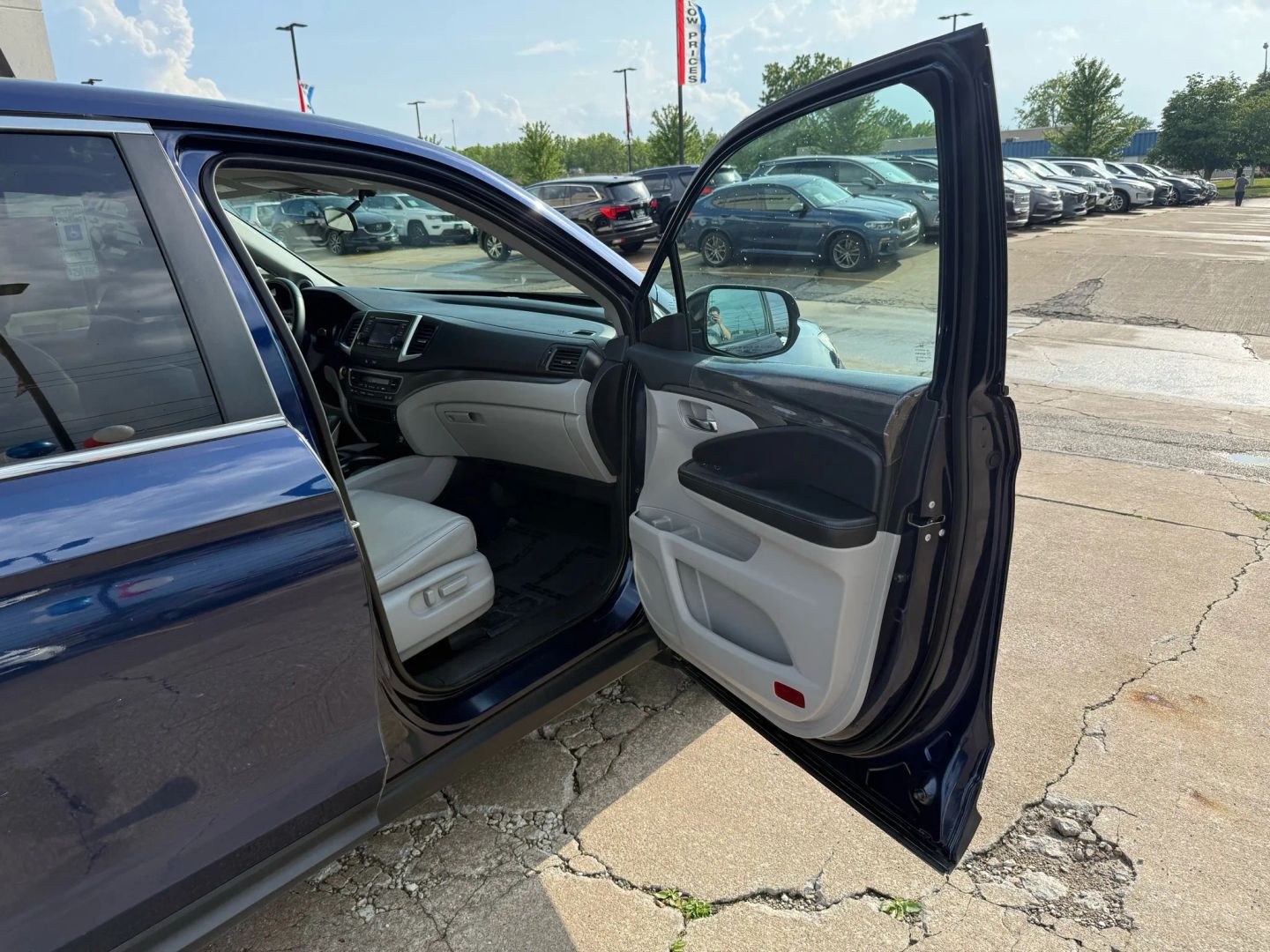 2019 Honda Ridgeline - Image 23