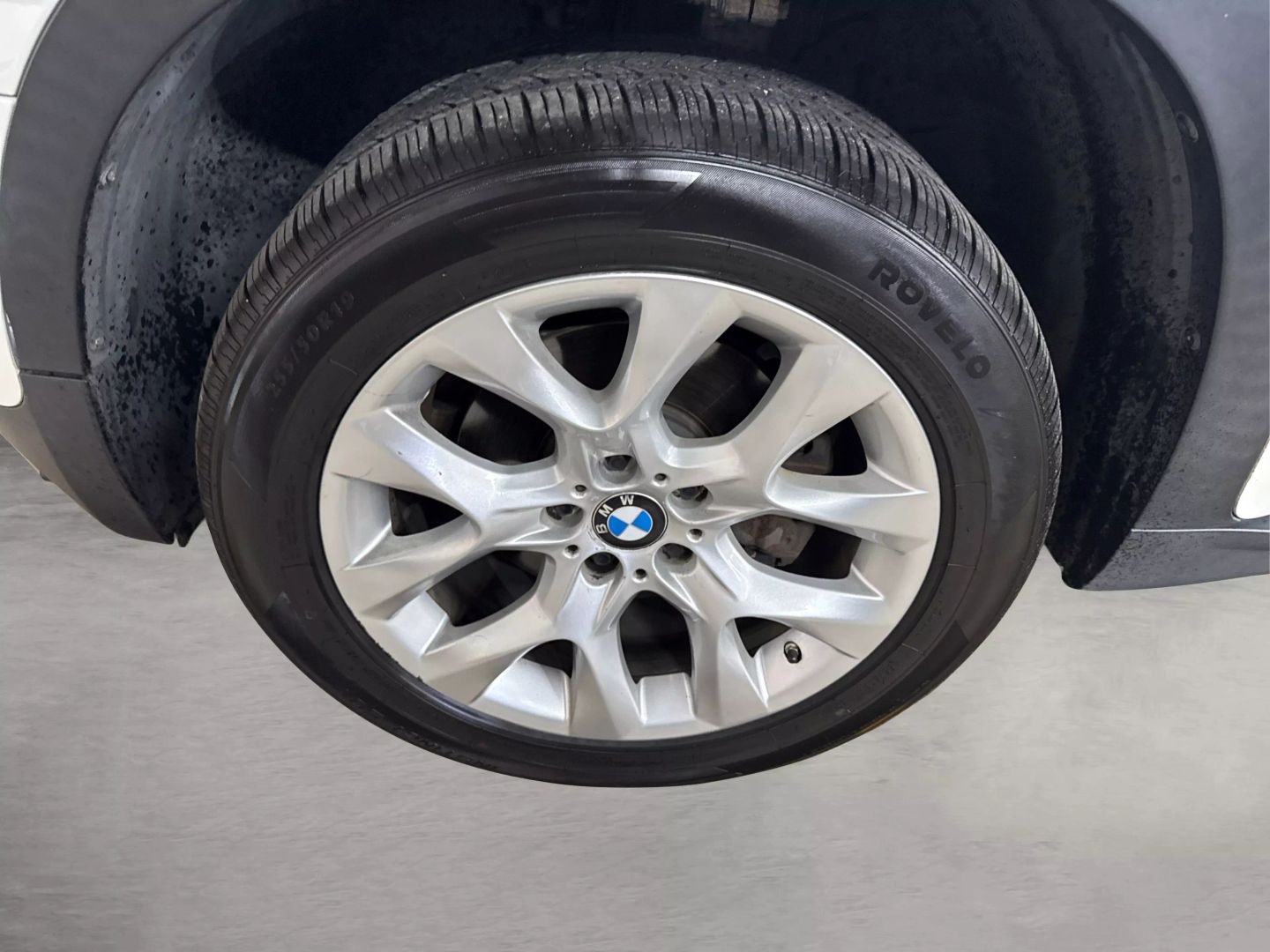 2013 Bmw X5 - Image 18