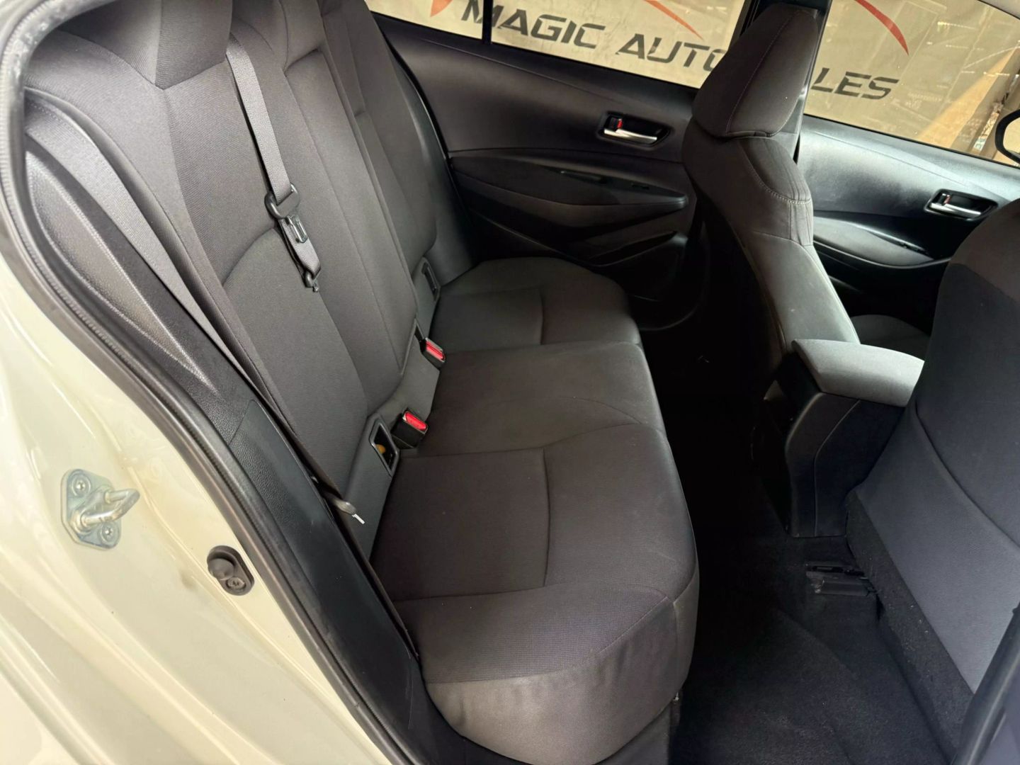 2021 Toyota Corolla - Image 22