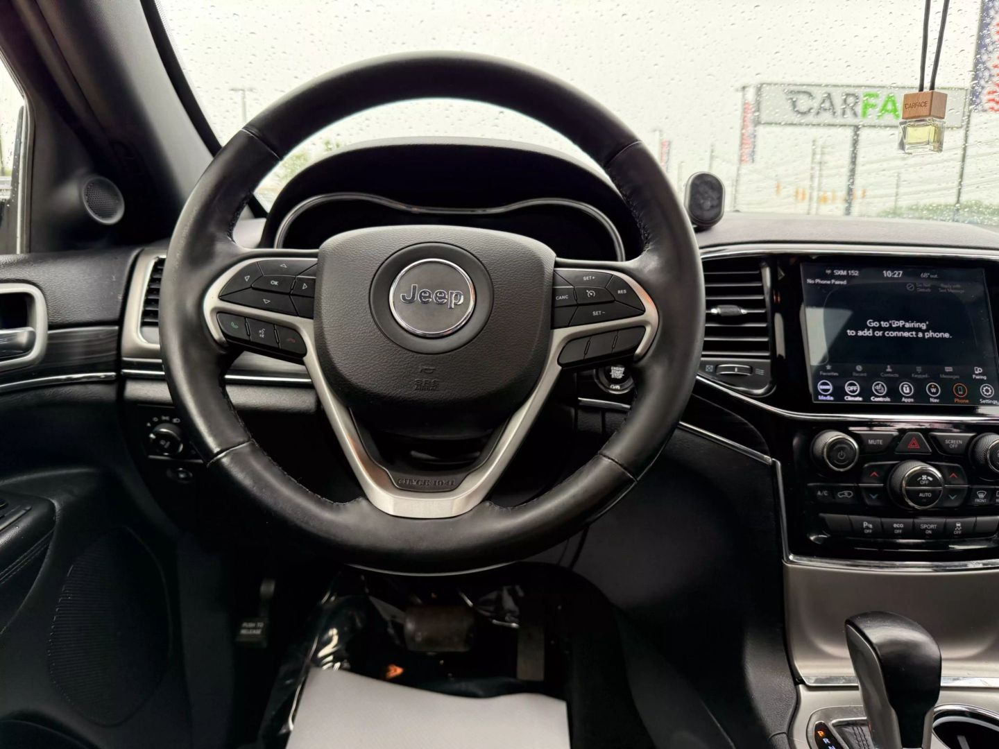 2019 Jeep Grand Cherokee - Image 29