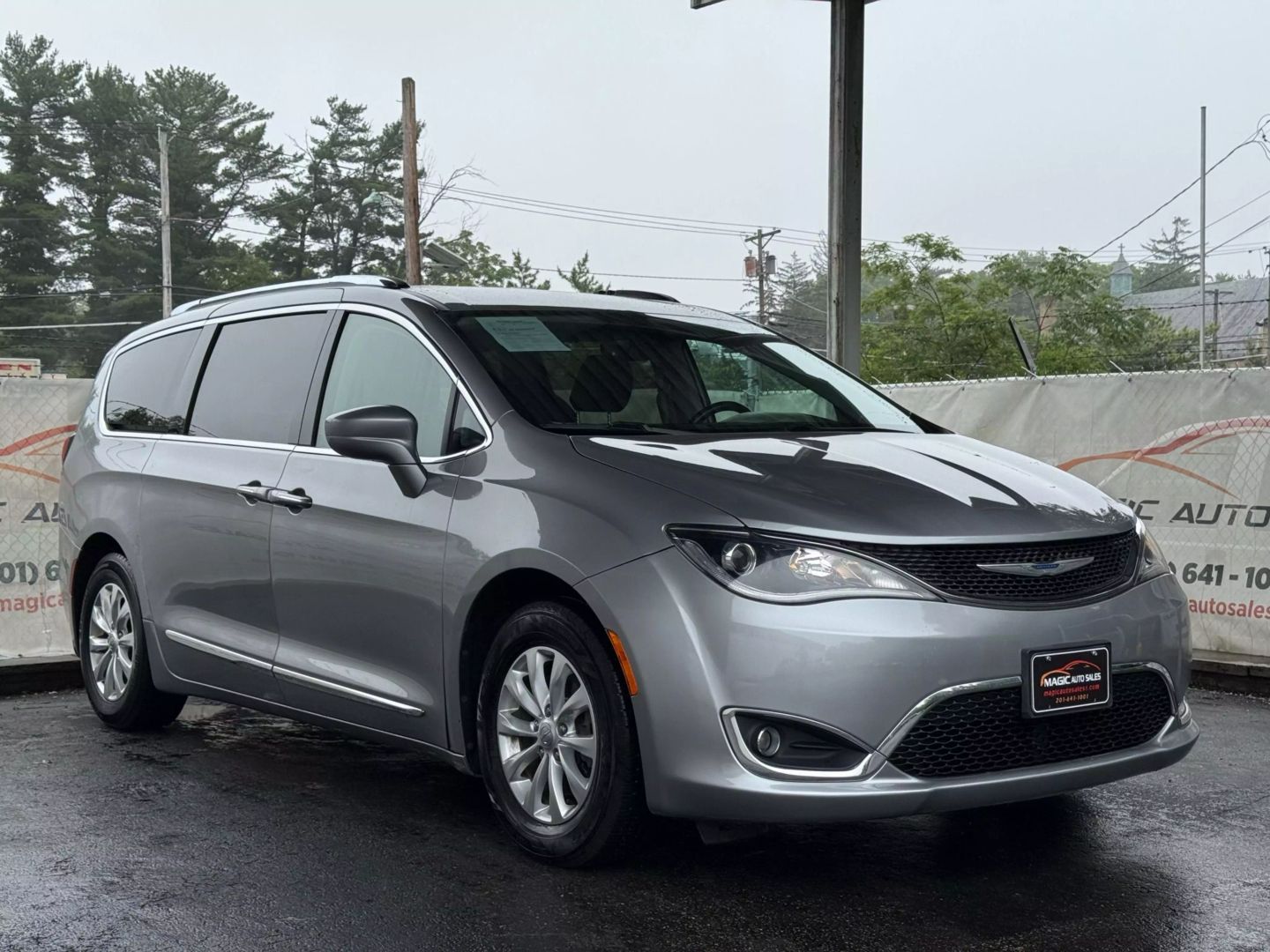 2019 Chrysler Pacifica - Image 6
