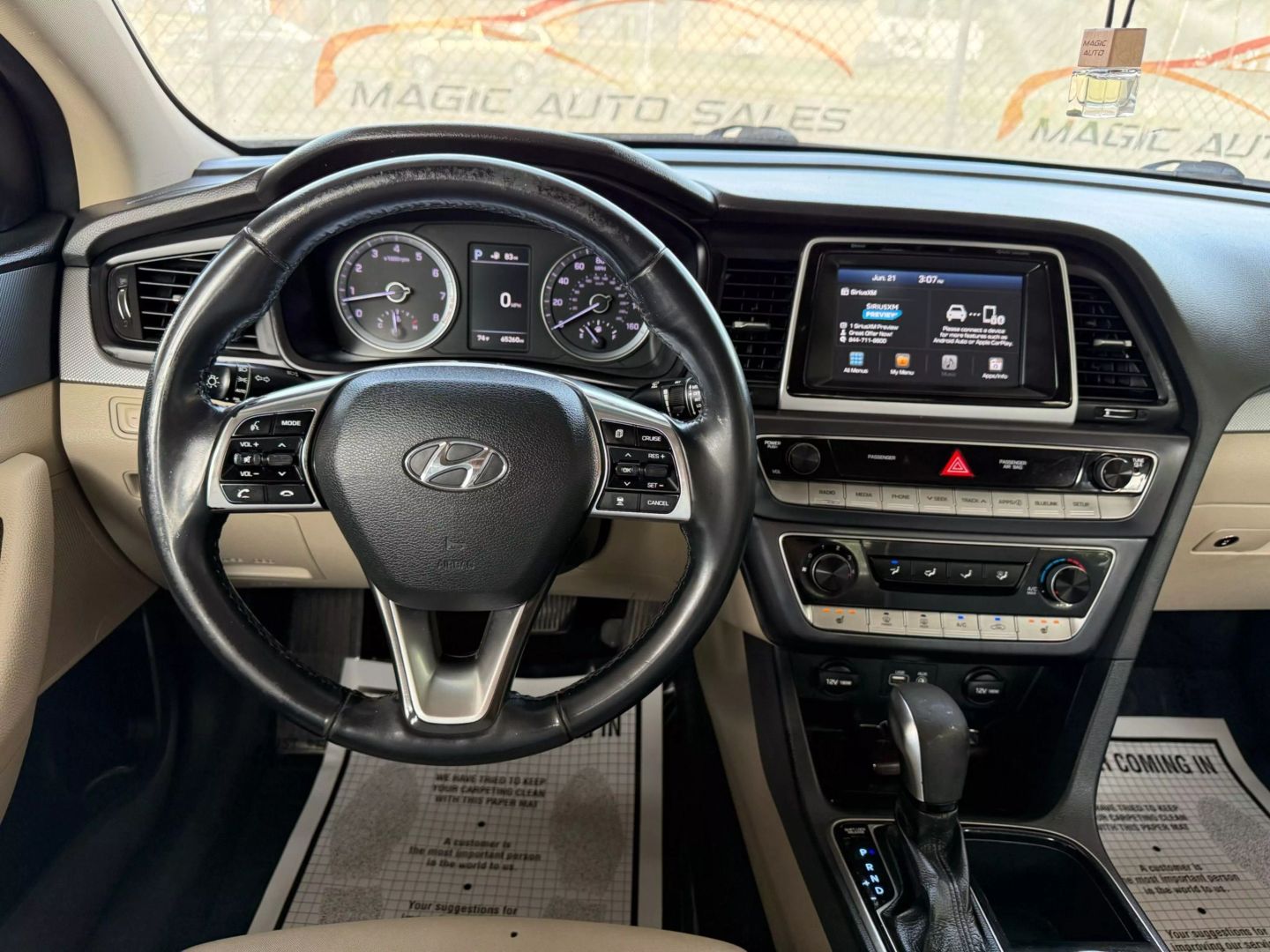 2018 Hyundai Sonata - Image 29