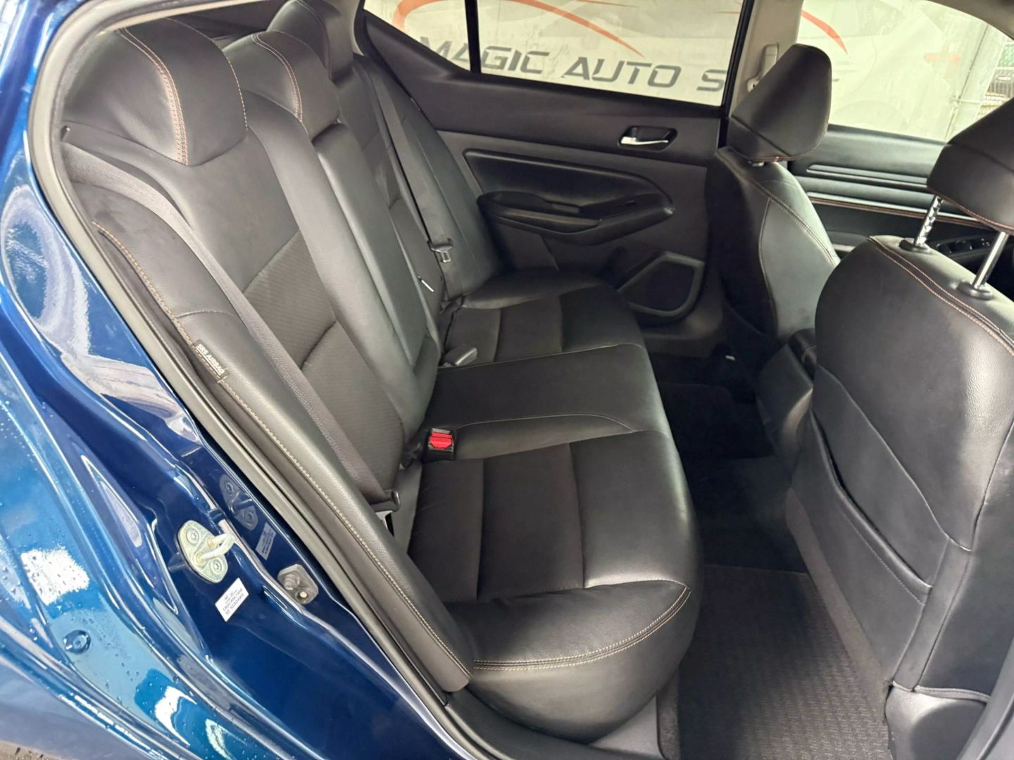 2020 Nissan Altima - Image 22