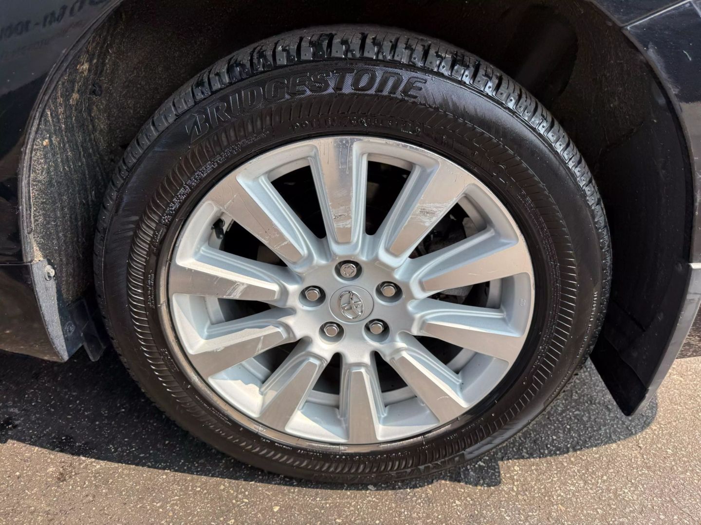 2017 Toyota Sienna - Image 42