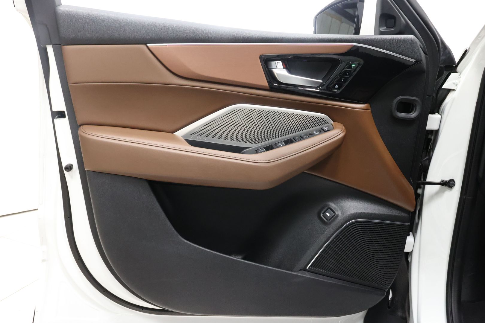 2022 Acura Mdx - Image 8