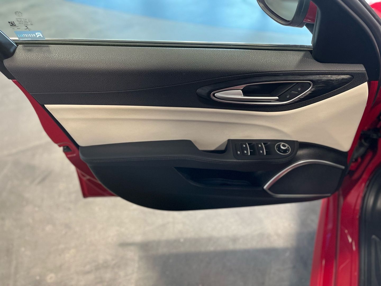 2020 Alfa Romeo Giulia Sedan 4d - Image 24