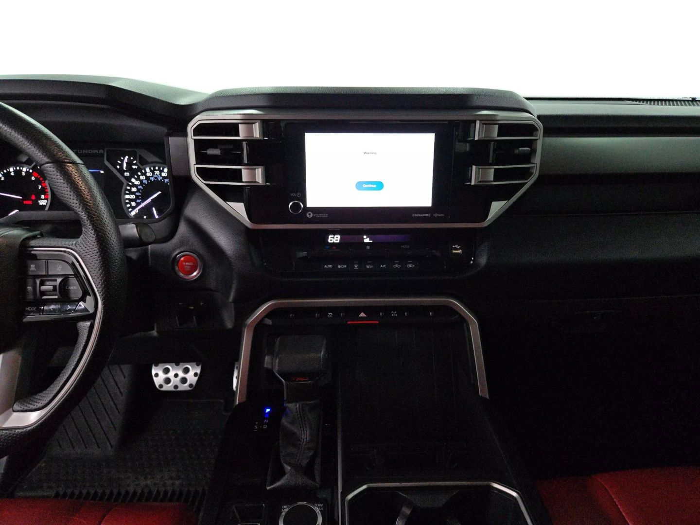 2023 Toyota Tundra Crewmax - Image 13