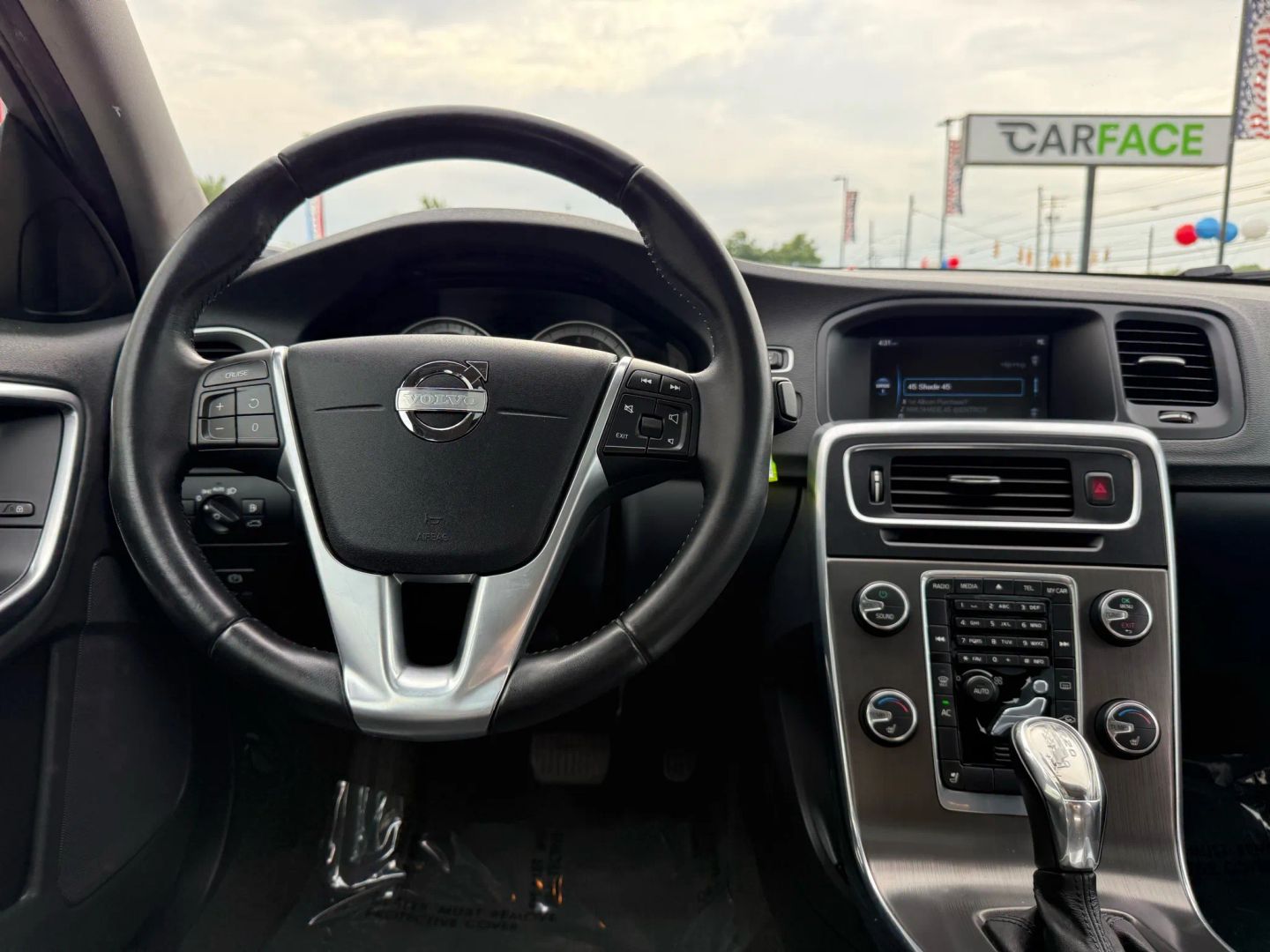 2013 Volvo S60 - Image 25