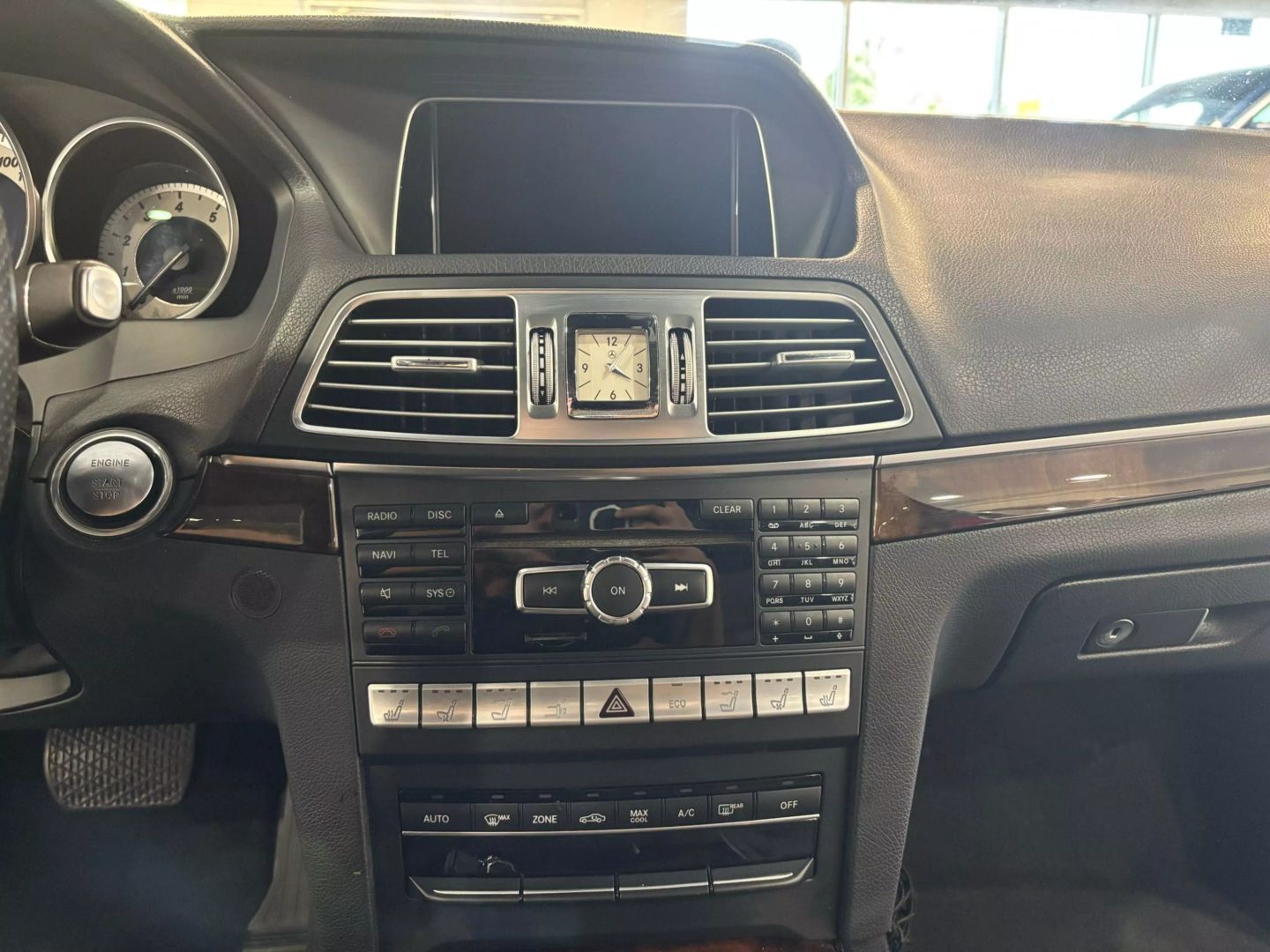 2015 Mercedes-benz E-class E 400 Cabriolet 2d - Image 22