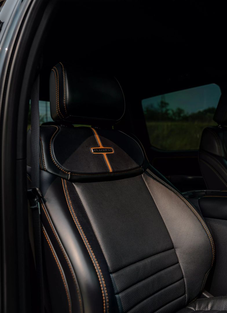 2024 Ford F350 Super Duty Crew Cab - Image 17