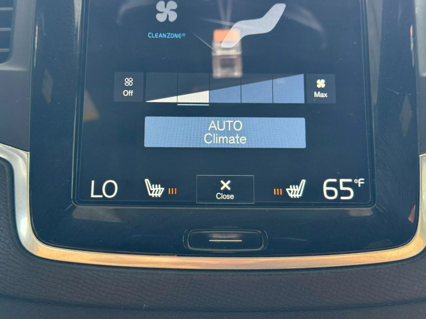 2017 Volvo Xc90 - Image 30