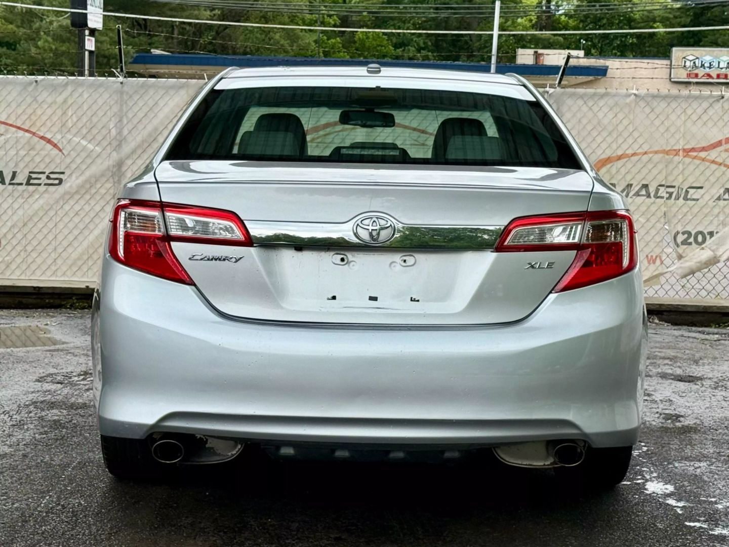 2012 Toyota Camry - Image 10