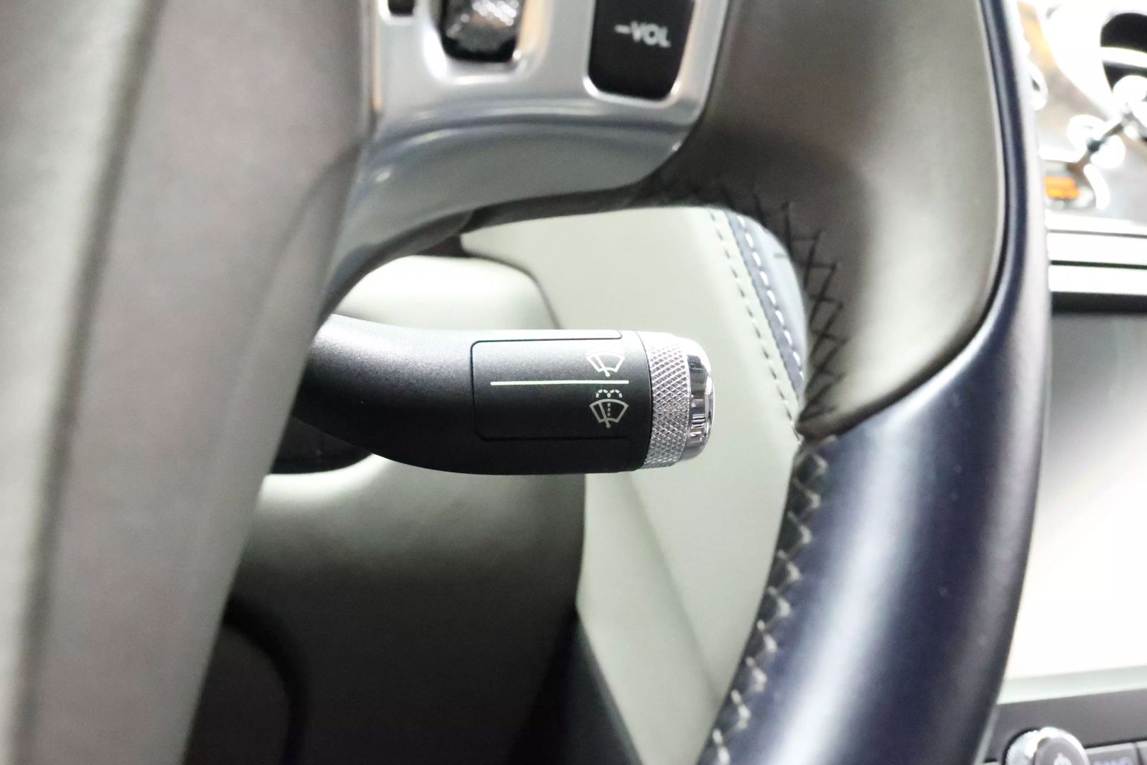 2016 Bentley Flying Spur - Image 28
