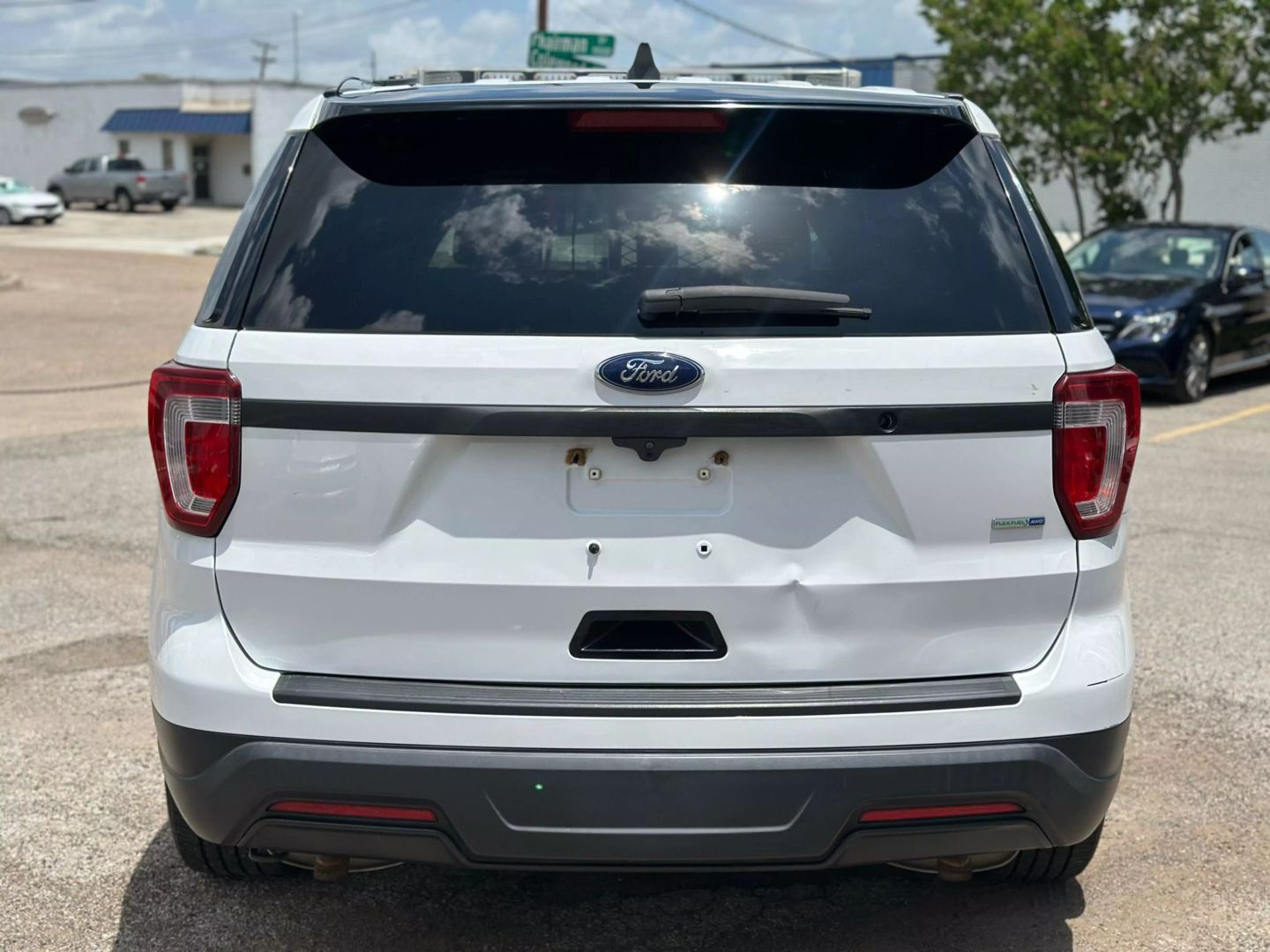 2019 Ford Explorer - Image 5