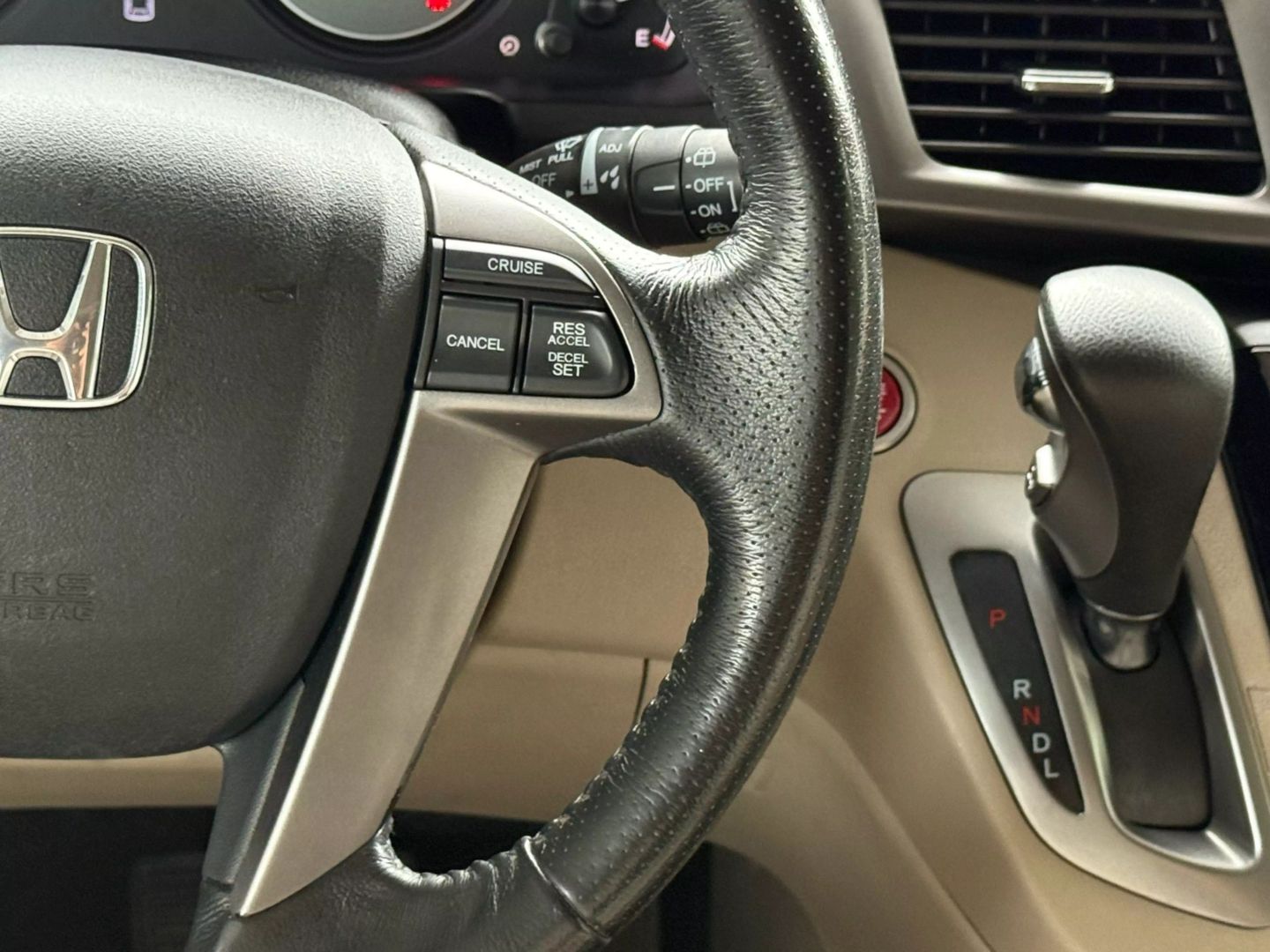 2014 Honda Odyssey - Image 34