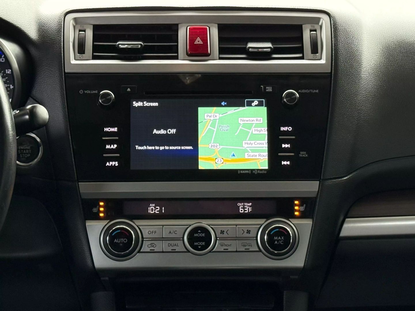 2016 Subaru Legacy - Image 29