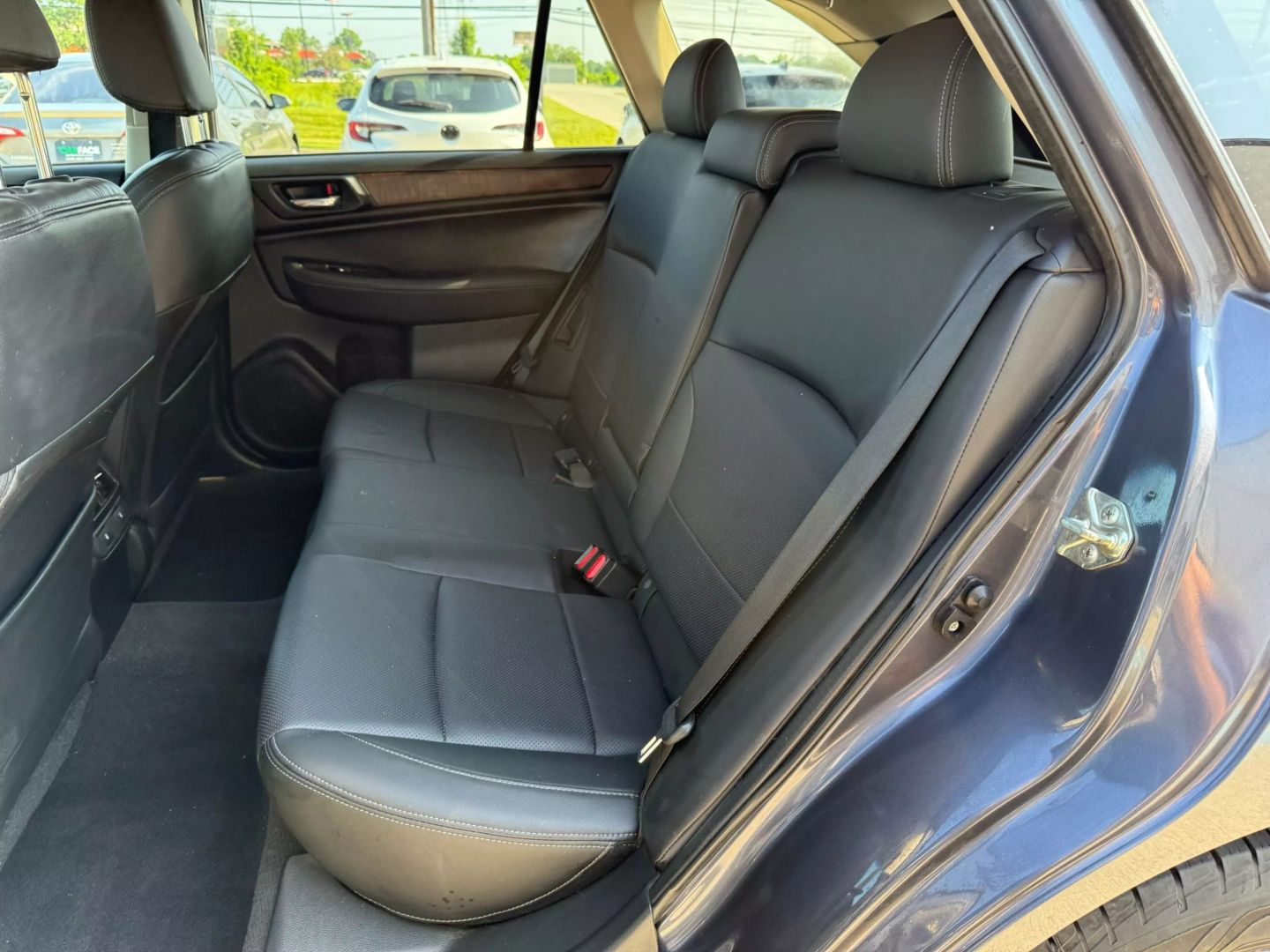 2015 Subaru Outback - Image 24