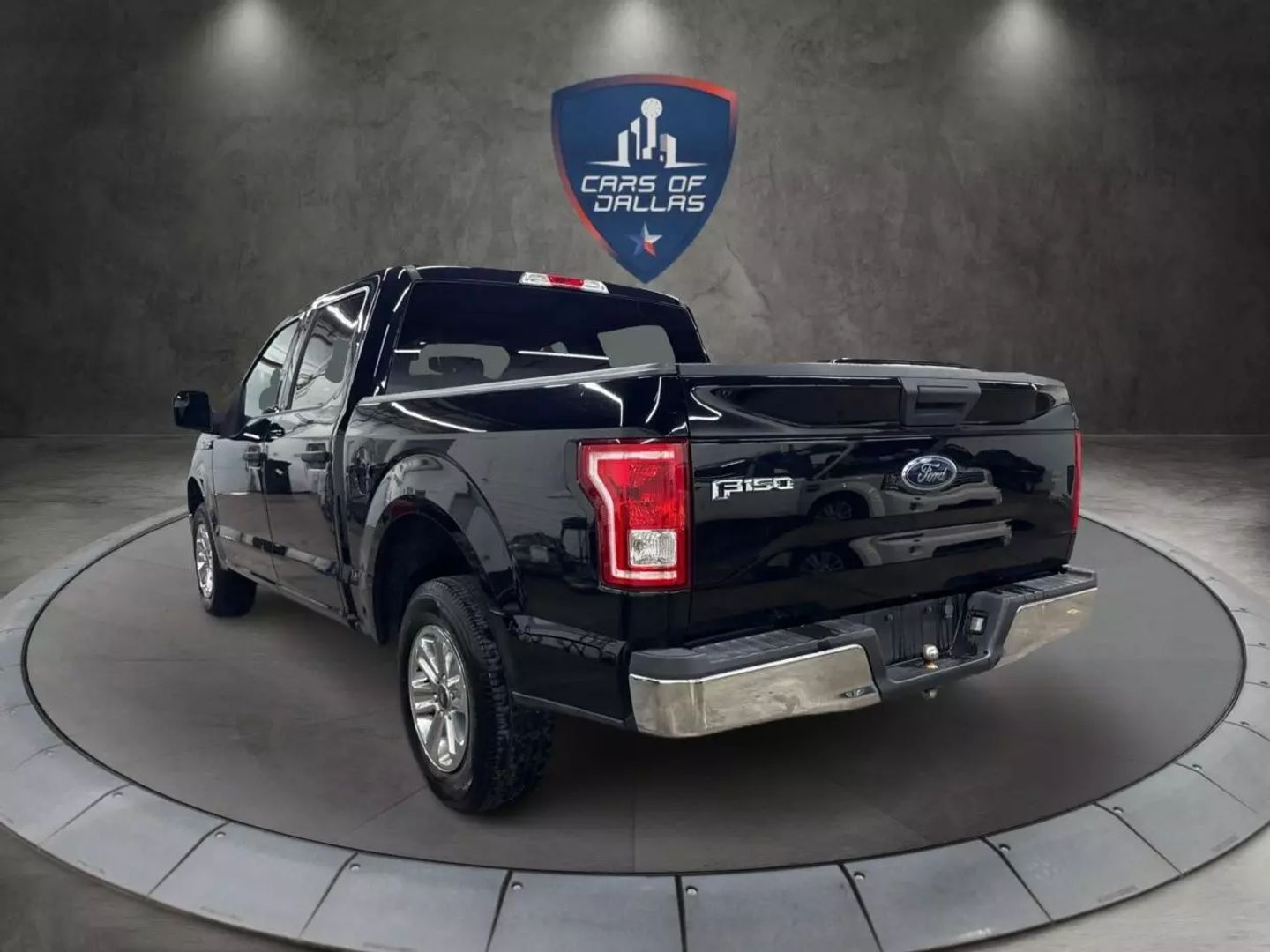 2017 Ford F150 Supercrew Cab - Image 3