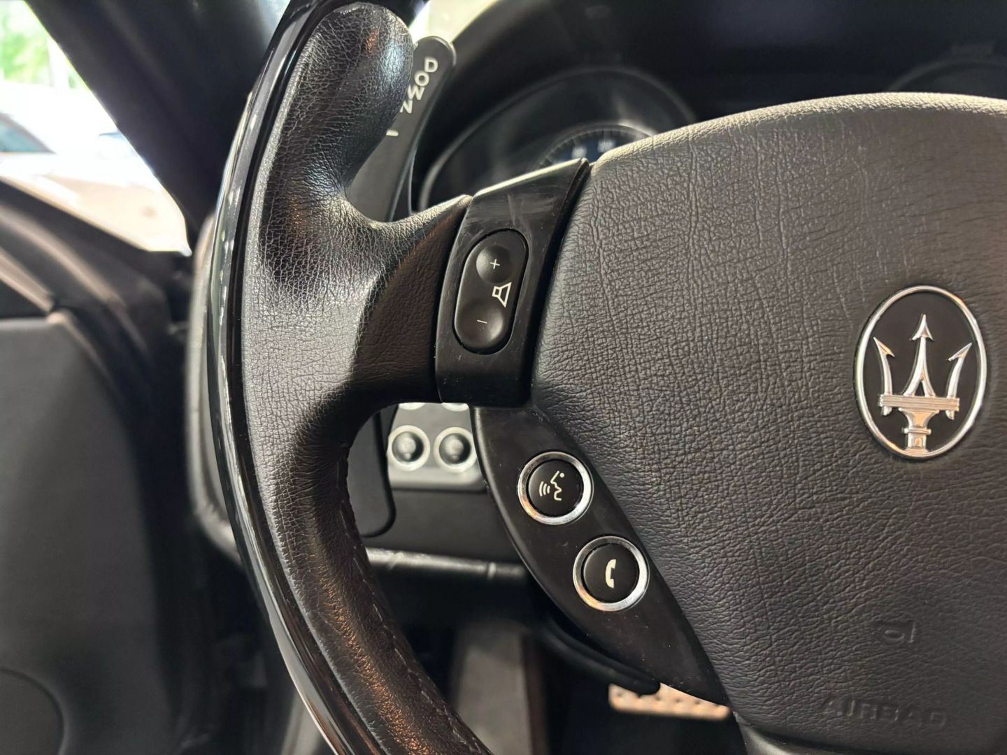 2010 Maserati Granturismo Convertible 2d - Image 32
