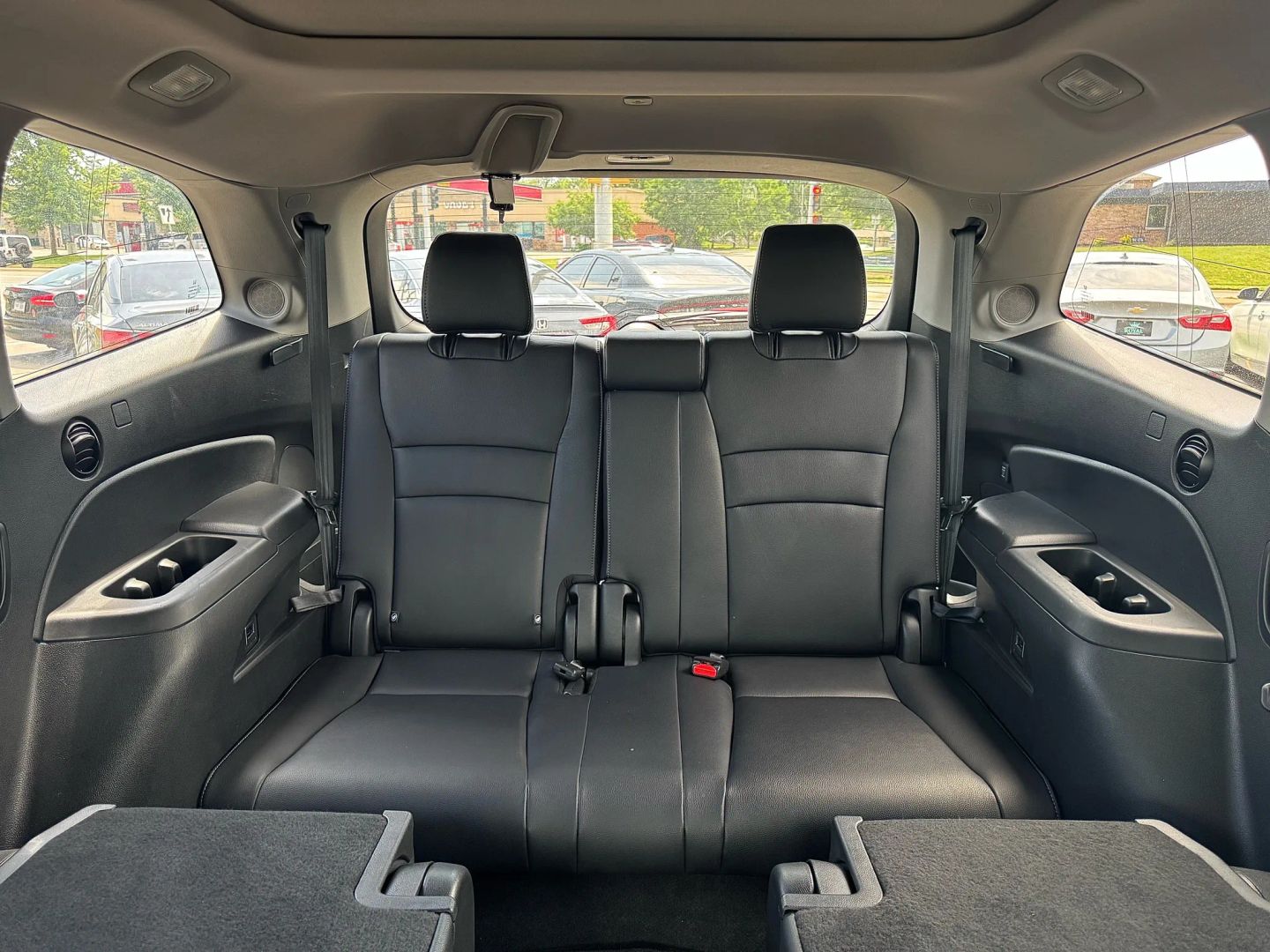 2018 Honda Pilot - Image 31
