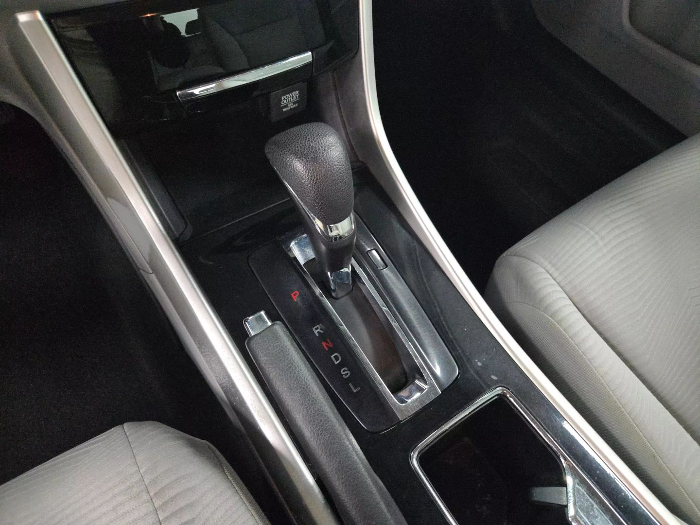 2016 Honda Accord - Image 16