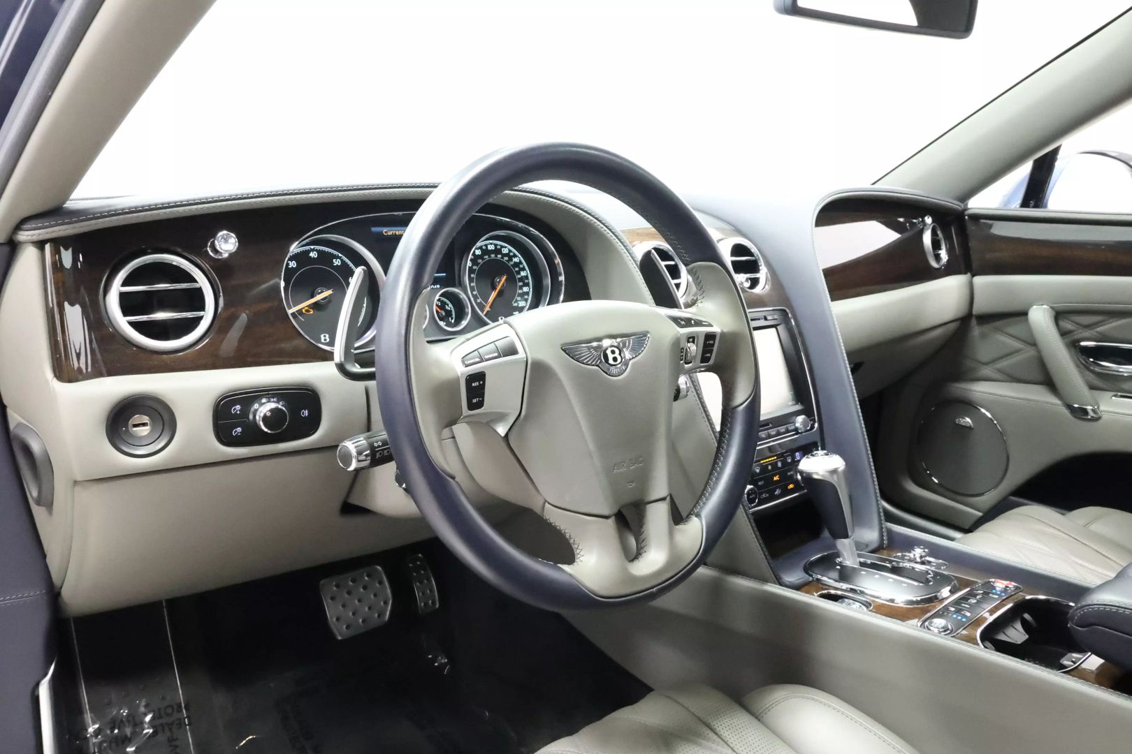 2016 Bentley Flying Spur - Image 2